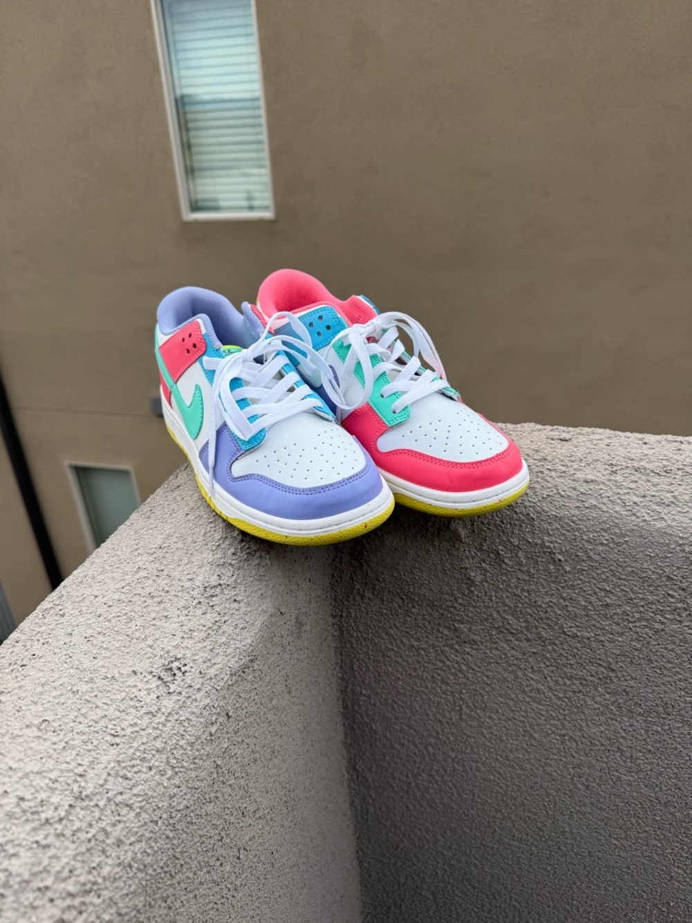 Nike Dunk Low SE "Easter Candy" MEN SZ 11 DD1872-100 Purple Pulse Green Glow